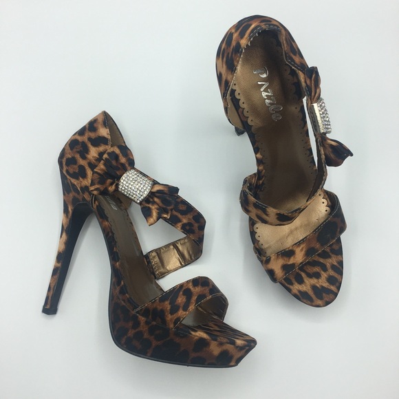 Pazzle Cheetah Print Satin Bow Heels Size 7 - Picture 2 of 6